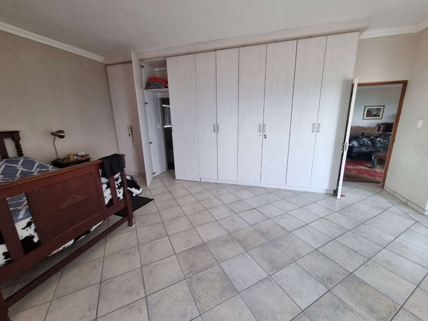 6 Bedroom Property for Sale in Dana Bay Western Cape